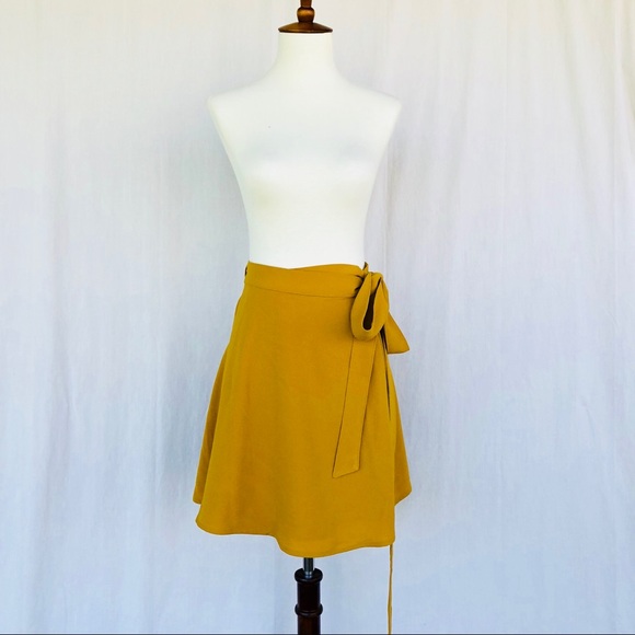 American Apparel Dresses & Skirts - American Apparel mustard wrap skirt with self tie